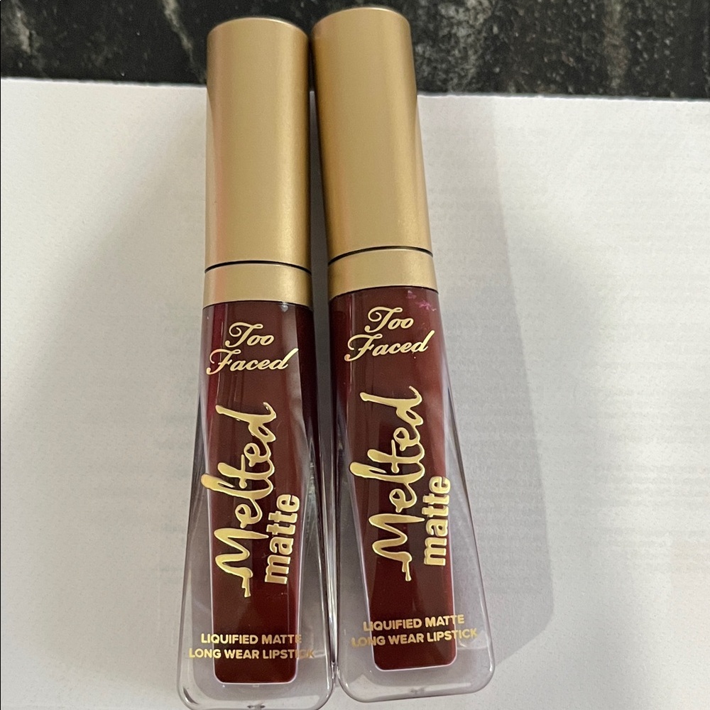 TWO DROP DEAD RED Too Faced Melted Matte Liquid Lipstick Duo - Deep Wine Red